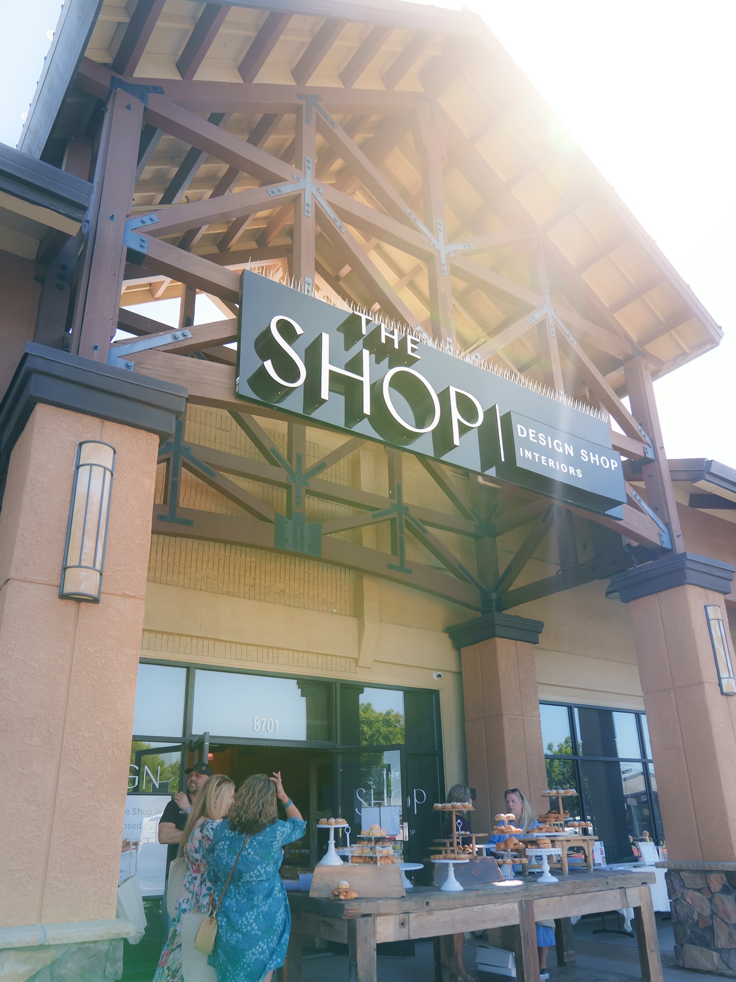 We had a great time this morning at the Construction & Coffee event! Thank you @sacrealproducers for putting on the event, and thank you @designshopinteriors for hosting us! 🙌